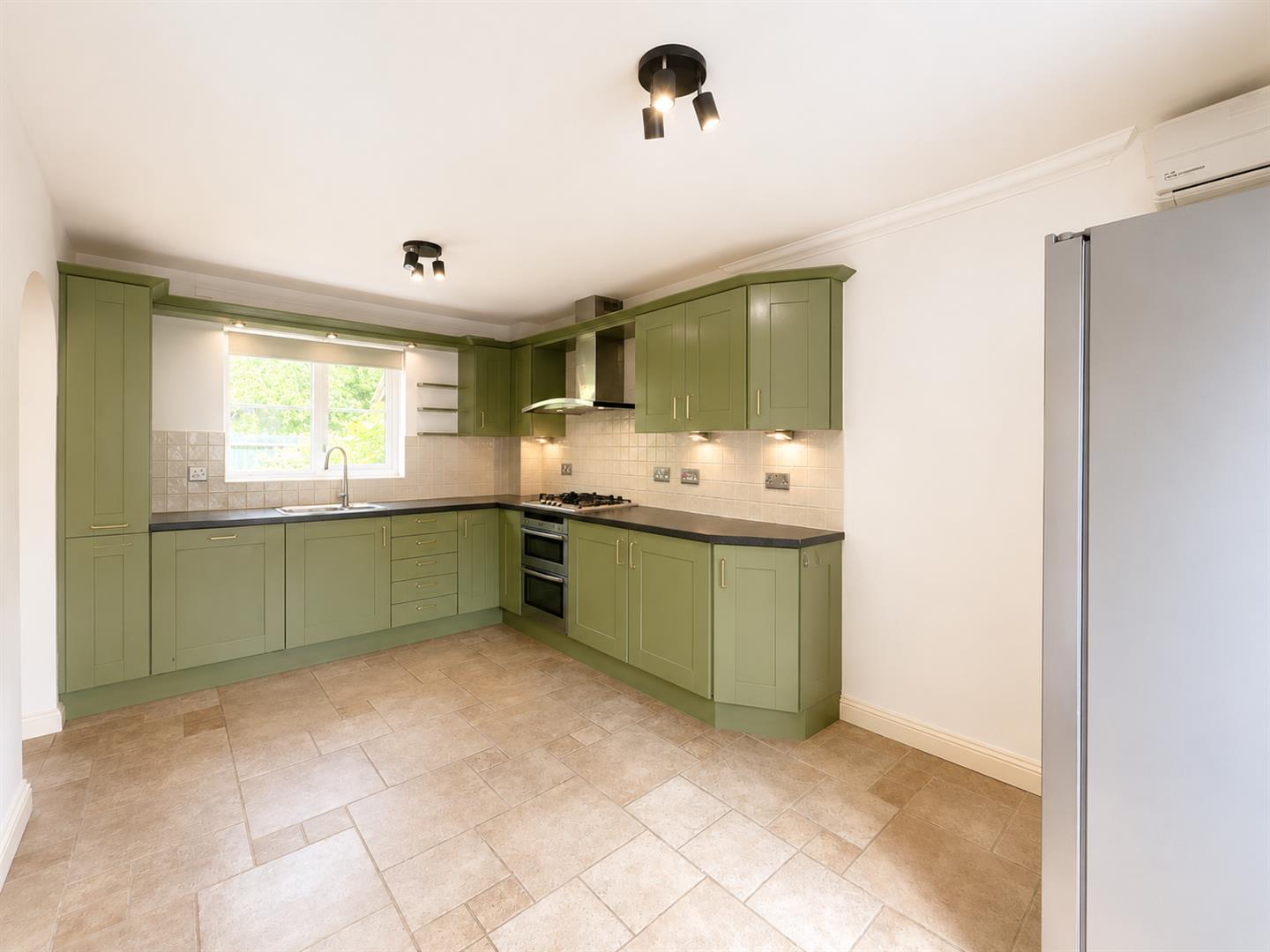 Beresford Close, Emerson Valley